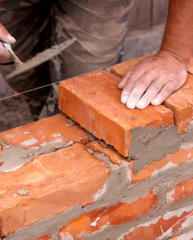 Кладка кирпича