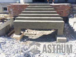 Бетонная лестница