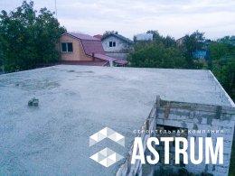 Бетонная стяжка на кровле дома