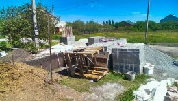 Кладка каменного забора из бута