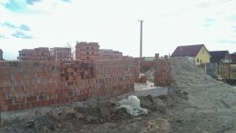 Кирпичная кладка дома