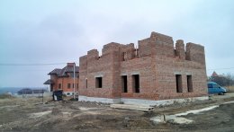 Кирпичная кладка дома