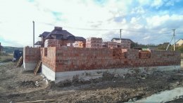 Кирпичная кладка дома