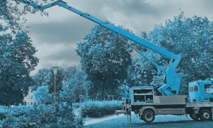 Преимущества аренды автовышки в Днепре